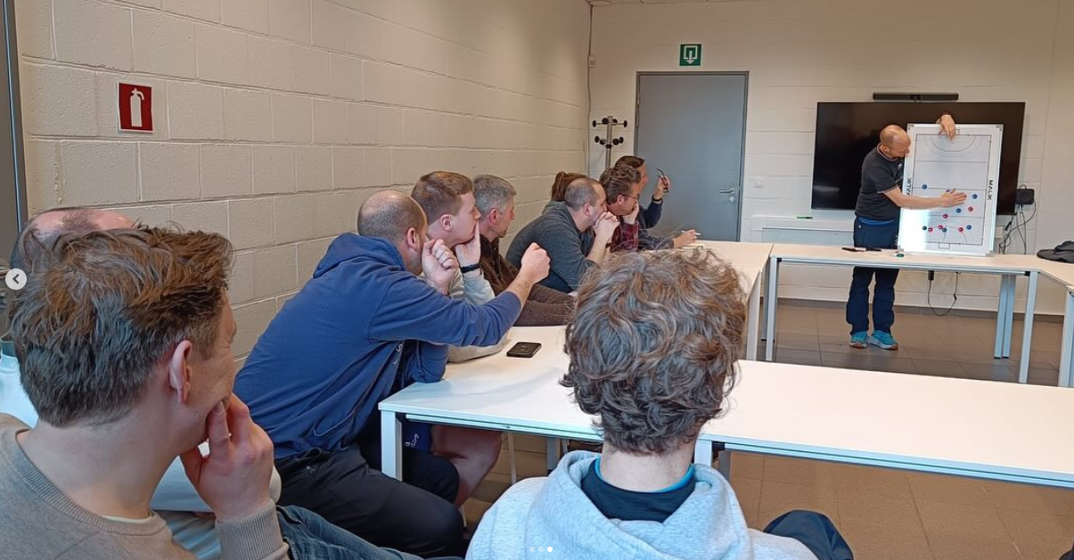 Trainers sessie - D-mon Hockey Club